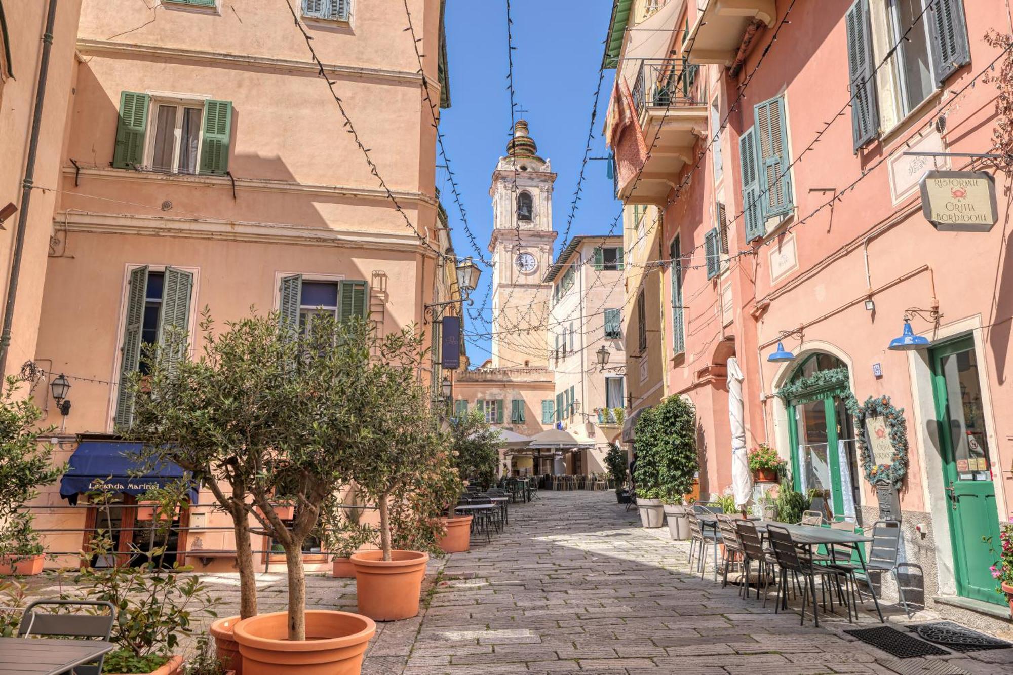 Casa Dritta Apartment Bordighera Exterior photo